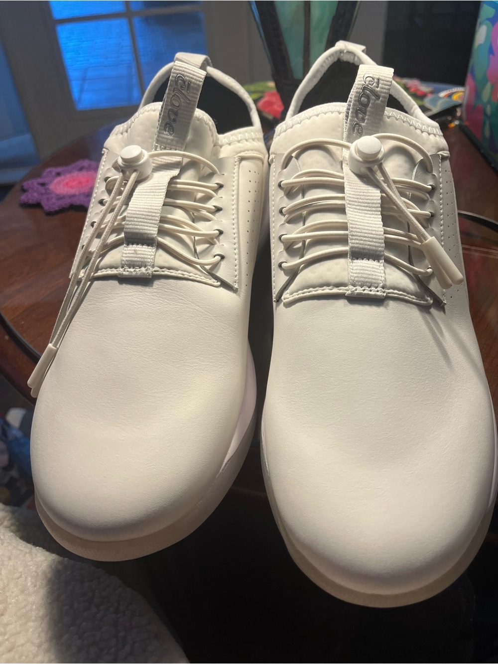 Clove Women's White Lace-Free Slip-On Sneakers women’s size 11 new! - Picture 2 of 6